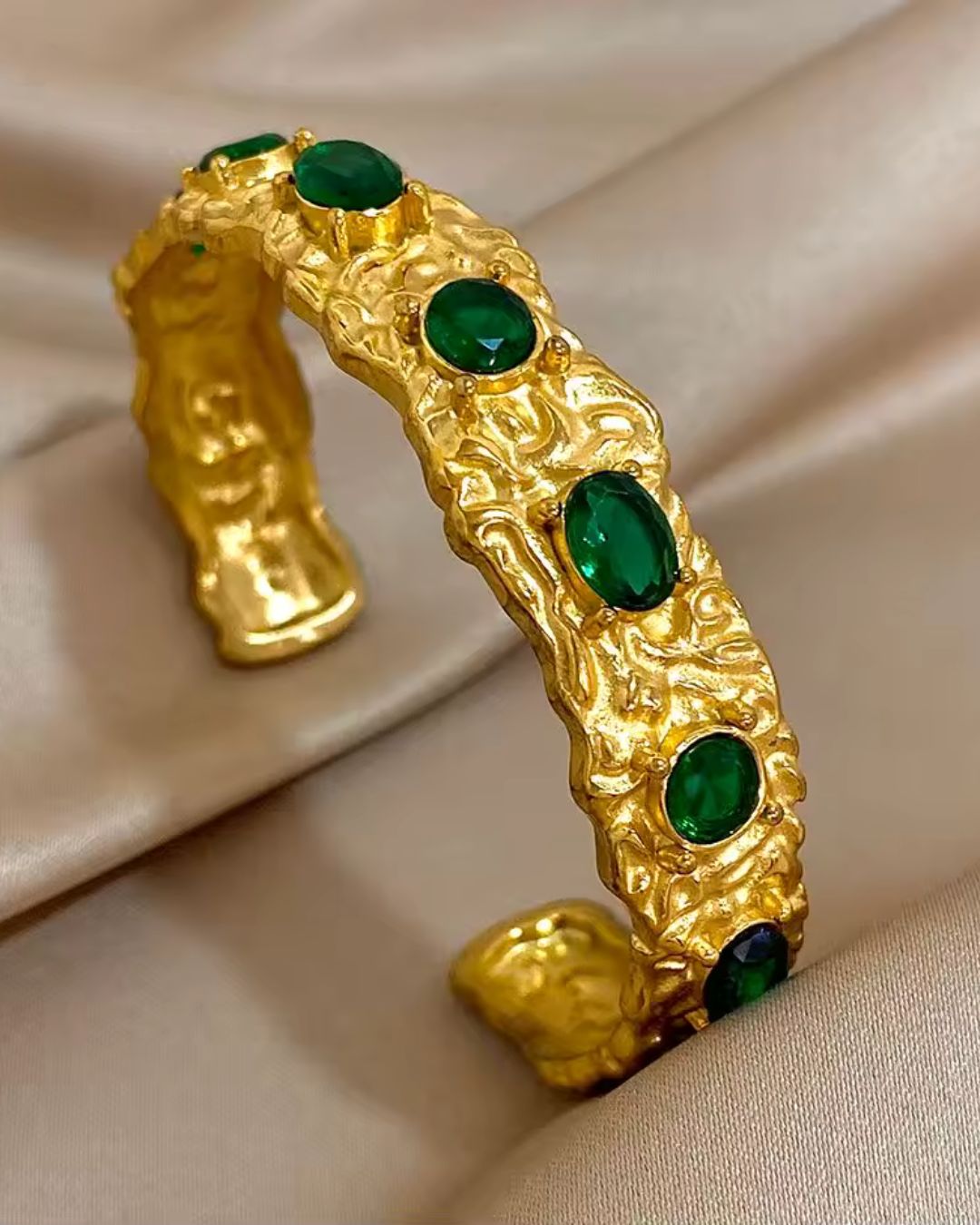 Jwelle® Agape Capriou Bracelet