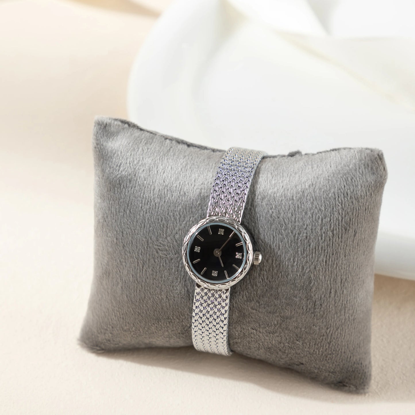 Jwelle® Tyche Watch