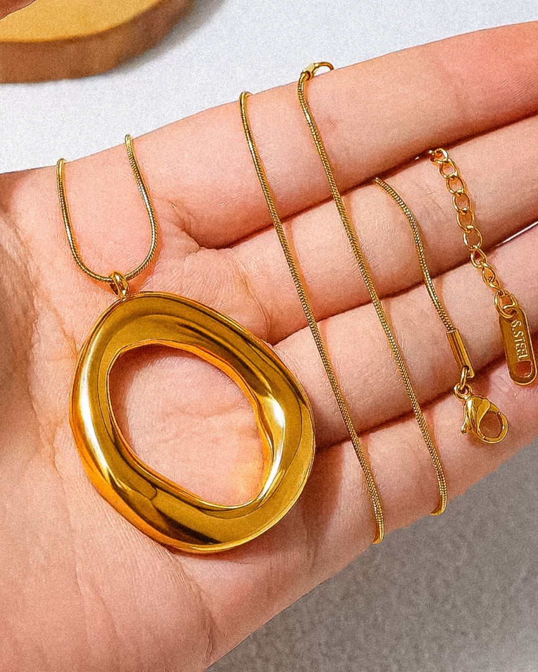 Jwelle® Pneuma Necklace